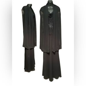 Michaelangelo Elegant Black Evening Gown with Shawl